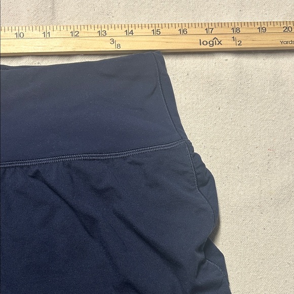 Athleta Navy Skort Leggings 2 in 1 Capri Leggings Elation Size Large - Picture 3 of 7